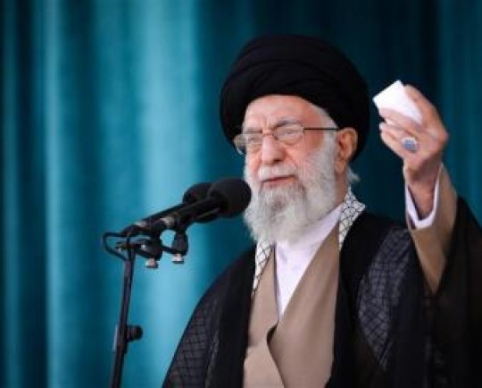 تسلیت امام خامنه‌ای در پی شهادت مولوی عبدالواحد ریگی: جنایتکاران را سریعاً مجازات کنید