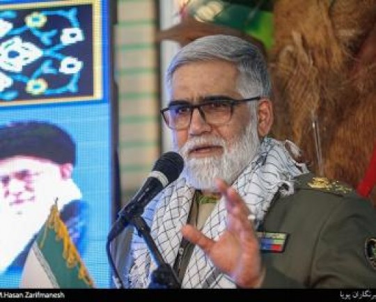 امیر پوردستان: شاهد افول آمریکا و خروج تدریجی دلار از چرخه‌های مبادلات اقتصاد جهانی هستیم